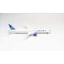 Herpa 570848 - 1:200 United Airlines Boeing 787-10 Dreamliner - new 2019 colors - N12010