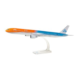 Herpa 611275-001 - 1:200 KLM Boeing 777-300ER – PH-BVA "Orange Pride"