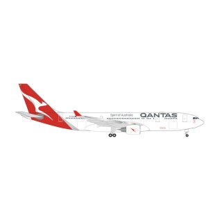 Herpa 535854 - 1:500 Qantas Airbus A330-200 – VH-EBO “Kimberley”