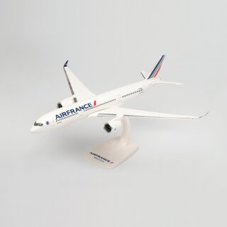 Herpa 612470-001 - 1:200 Air France Airbus A350-900 - 2021 livery – F-HTYM “Fort-de-France”