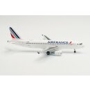 Herpa 572217 - 1:200 Air France Airbus A320 &ndash; new 2021 livery &ndash; F-HBNK &ldquo;Tarbes&rdquo;