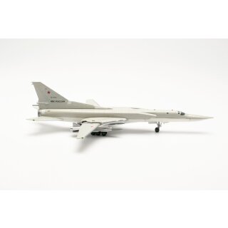 Herpa 572156 - 1:200 Russian Air Force Tupolev TU-22M3 “Backfire” - 43rd Guards Center of Combat Application and Air Crew Training, Dyagilevo Air Base – RF-34075 / 24 red