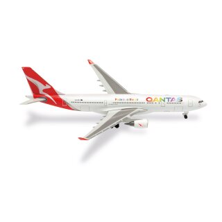 Herpa 537148 - 1:500 Qantas Airbus A330-200 "Pride is in the Air" – VH-EBL "Whitsundays"