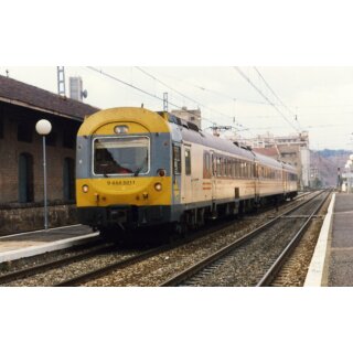 Arnold HN2617 - Spur N RENFE, elektrischer Triebzug der Reihe 444-500, Triebzug 444-503 in „Estrella“-Farbgebung, Epoche IV