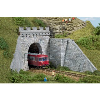 Auhagen 11342 - 1:87 Tunnelportale eingleisig 155 x 110 mm für Dampfbetrieb Durchfahrtshöhe 78 mm ohne Flügelmauern mit Mauerkrone, 2 Stk.