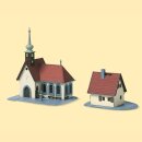 Auhagen 14461 - 1:160 Dorfkirche mit Pfarrhaus 100 x 82 x 115 mm, 92 x 59 x 60 mm