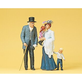 Preiser 45066 - Figurensatz 1:22,5 "Alter Herr, Dame mit Kindern"